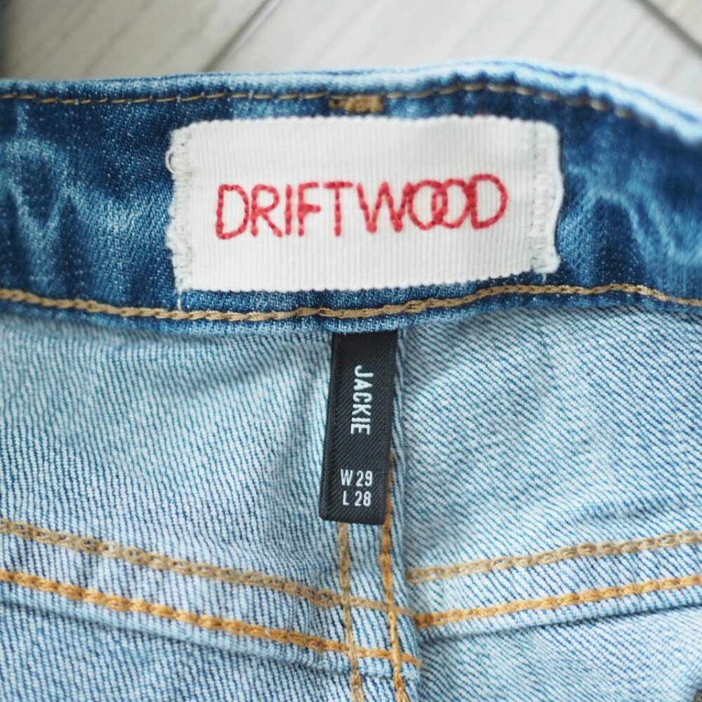 Driftwood Jackie Aztec Boho Southwestern‑inspired Embroidered Jeans – W29 L28 - Picture 3 of 16